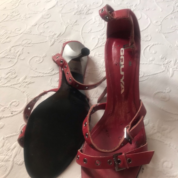 Shoes - Picture 3 of 3